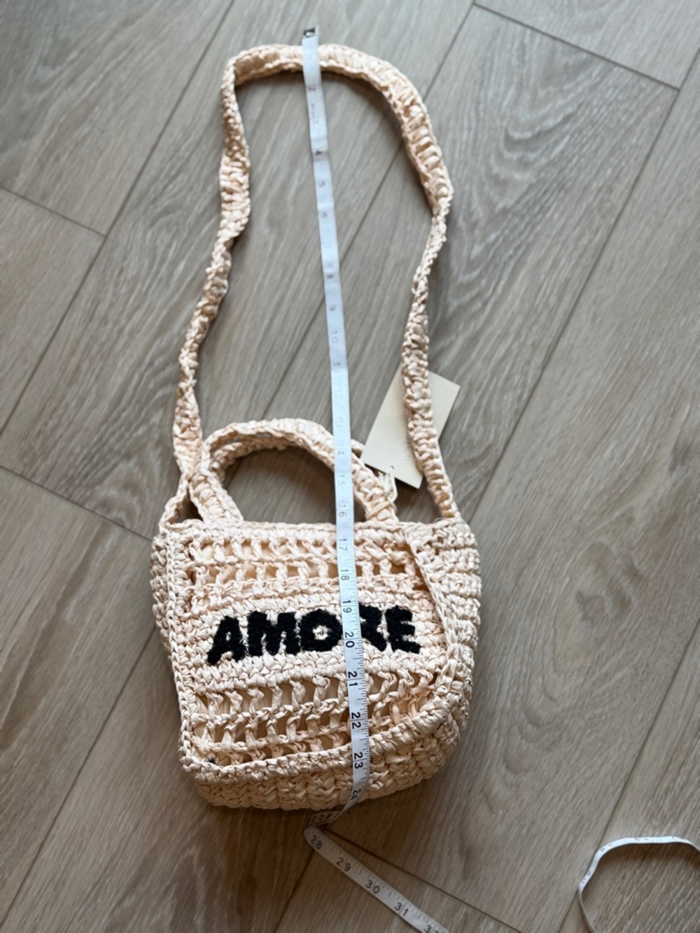Universal Thread Women's AMORE Straw Crochet Mini Tote Crossbody Bag - NWT - Picture 3 of 5
